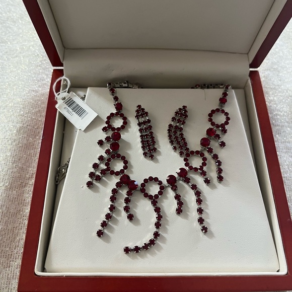 NWT Custom Jewelry Set - Ruby - Picture 5 of 6